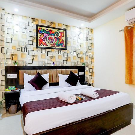ניו דלהי Hotel Luxury Global מראה חיצוני תמונה