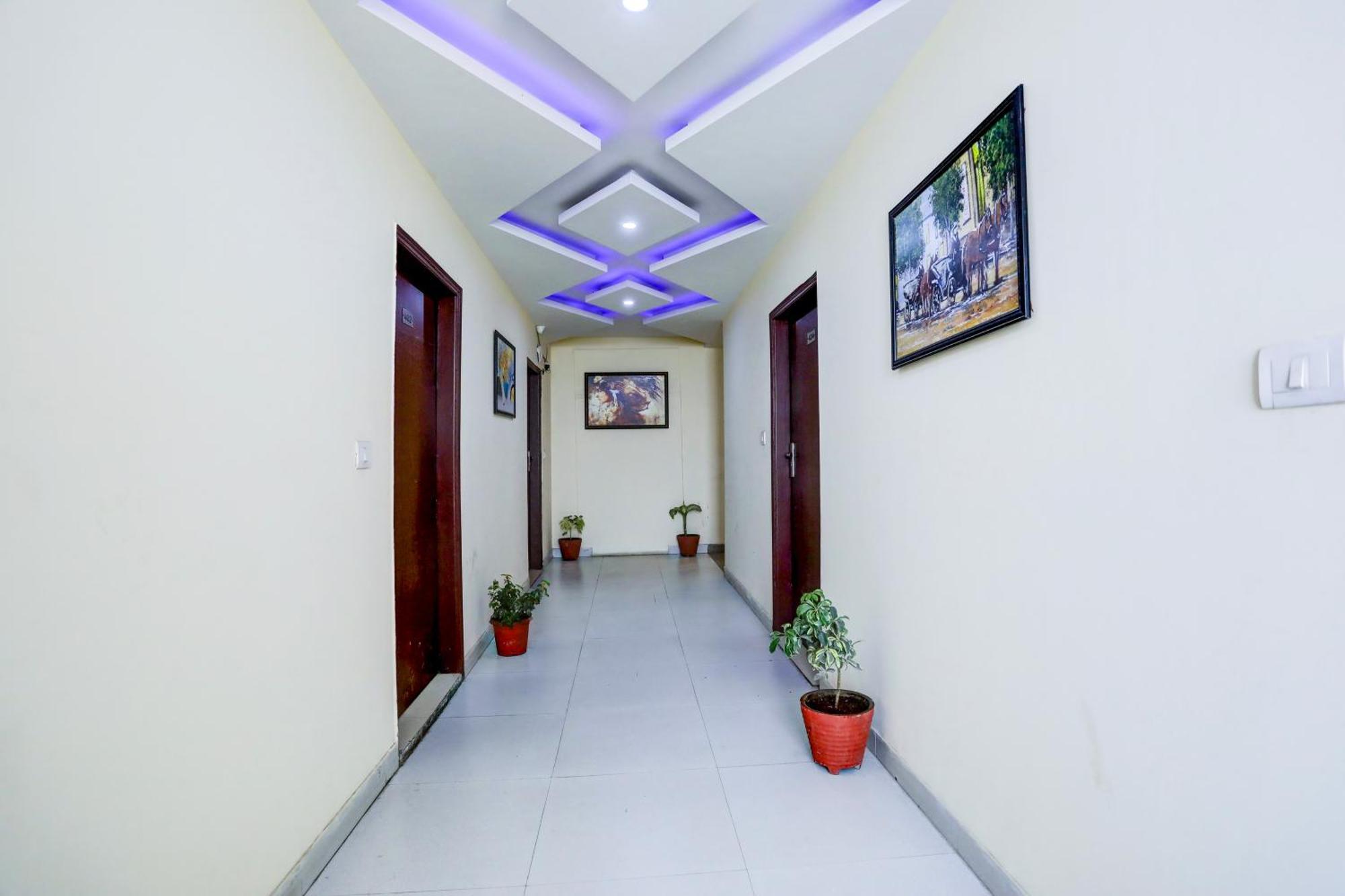 ניו דלהי Hotel Luxury Global מראה חיצוני תמונה